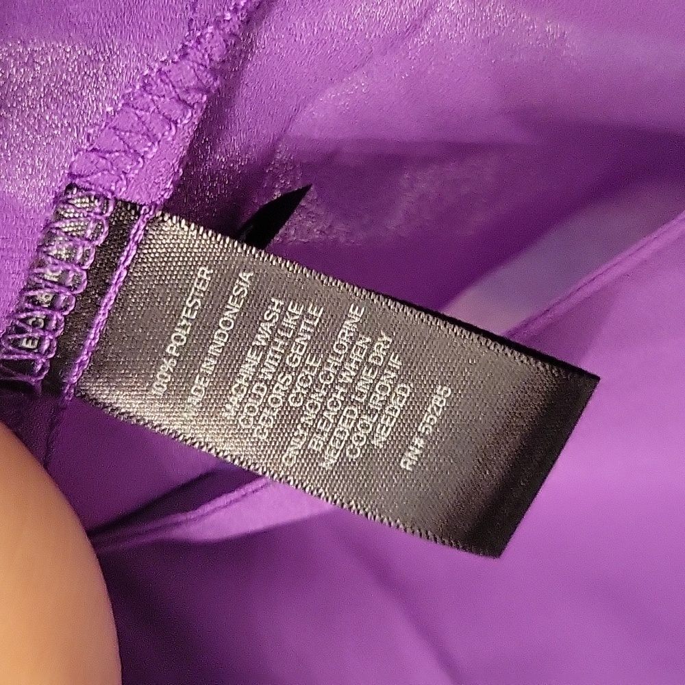 Small Express Purple Button-up - Picture 3 of 3